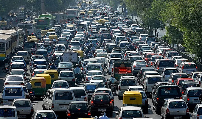 Çin'de kayıtlı araç sayısı 190 milyona yükseldi