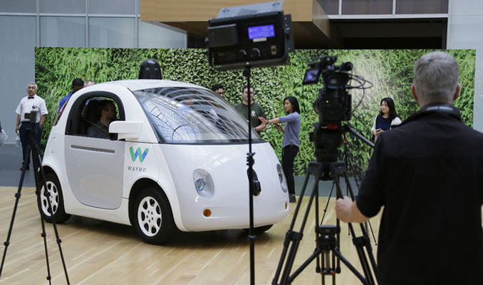 Google'dan yeni sürücüsüz otomobil birimi: Waymo