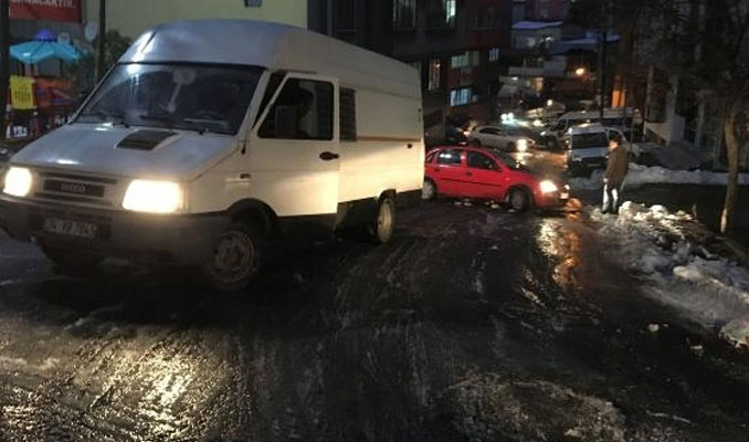 İstanbul'da 'buzlu yol' paniği