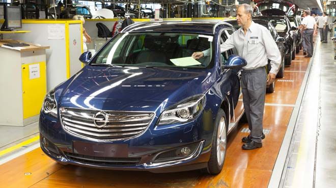PSA Group Opel'i resmen aldı