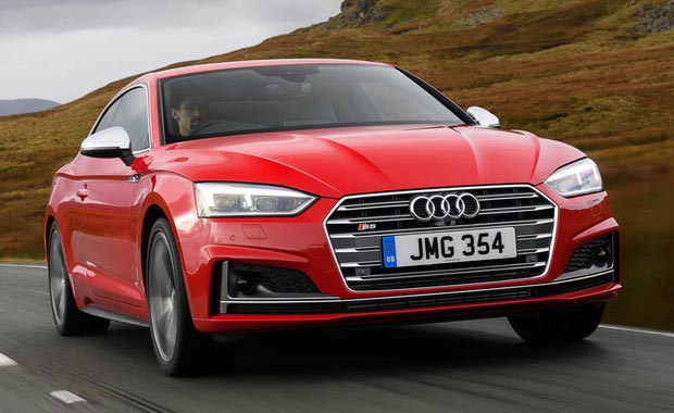 Audi S4 VE S5 satışları yeni yazılım testi için durduruldu