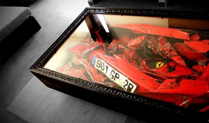 Ferrari'nin Sonu Salon Sehpası Oldu