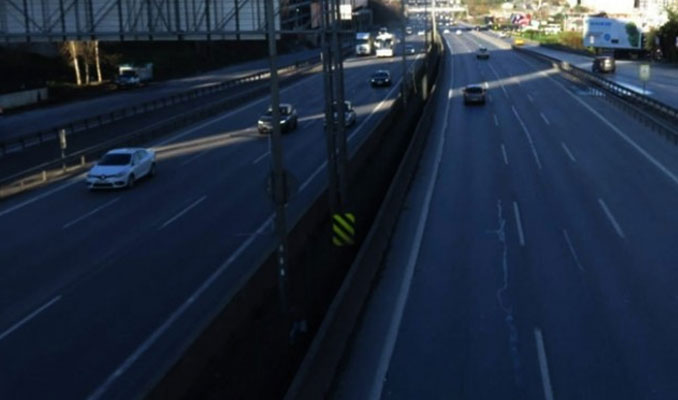 İstanbul'da yollar bomboş kaldı