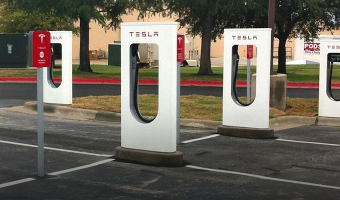 Tesla'nın hızlı şarj istasyonlarını kuracak firma belli oldu