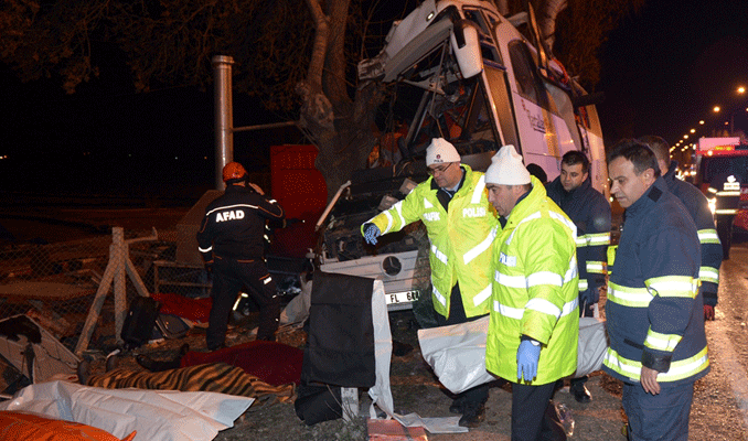 Eskişehir'de feci kaza! 11 ölü