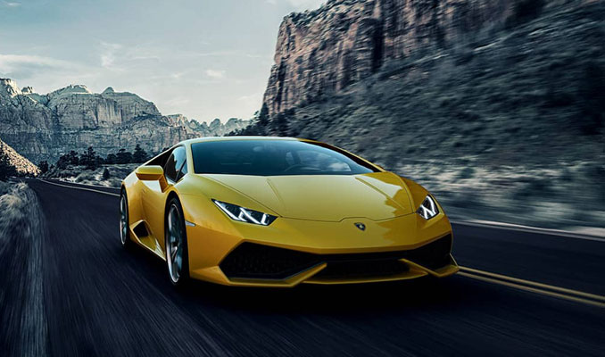 Lamborghini: Bizden sürücüsüz oto beklemeyin!