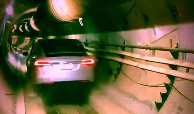 Elon Musk'ın dev yeraltı tüneli bugün açılıyor!