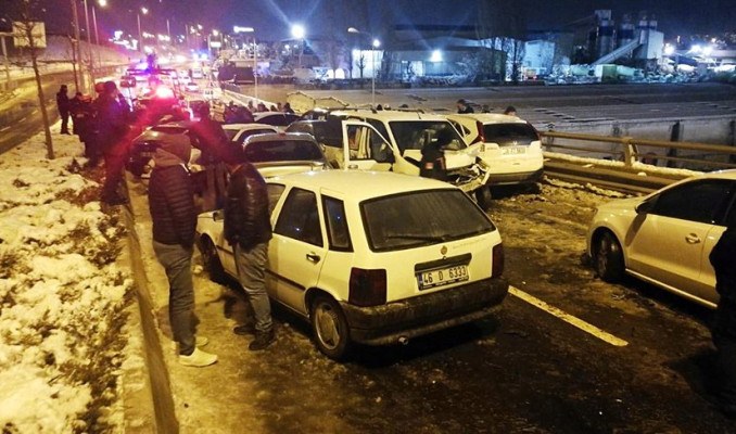 Ankara'da 28 araç birbirine girdi