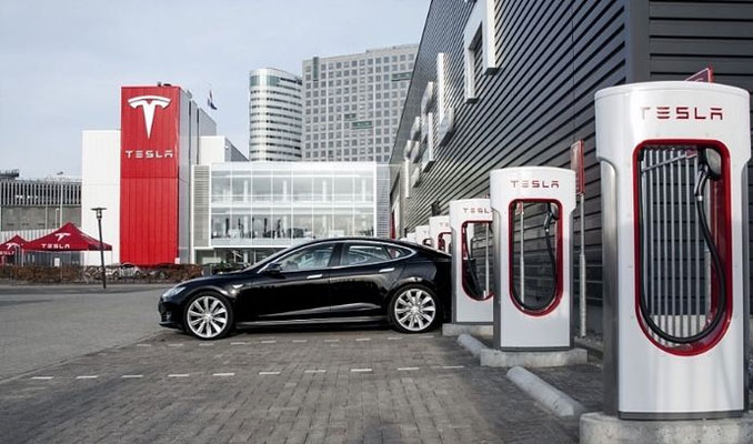 Tesla'nın şarj istasyonları Türkiye'ye geliyor