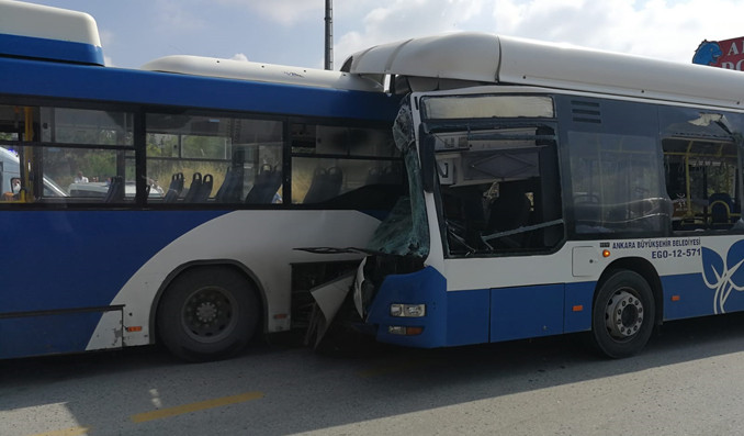 Ankara'da belediye otobüsleri çarpıştı: Ölü ve yaralılar var