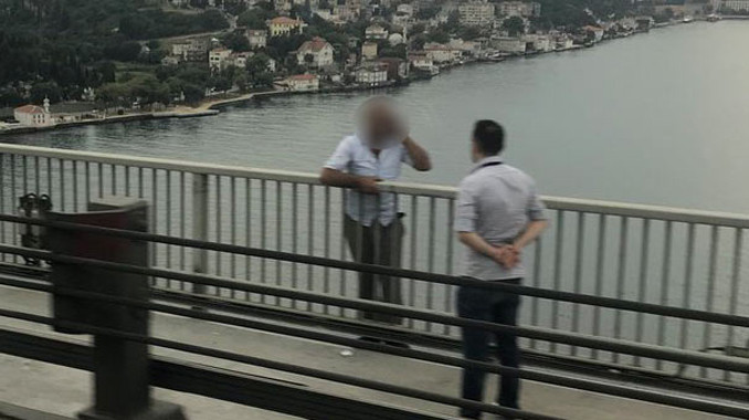 15 Temmuz Şehitler Köprüsü'nde intihar girişimi