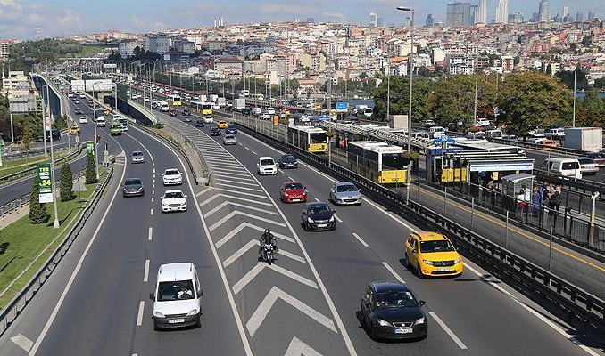 'İstanbul'da trafik yoğunluğu yüzde 17 azaldı'