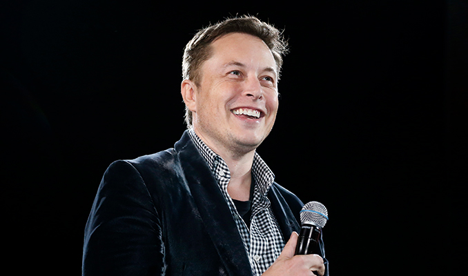 Elon Musk'tan uçan otomobil açıklaması: Şaka yapmıyorum