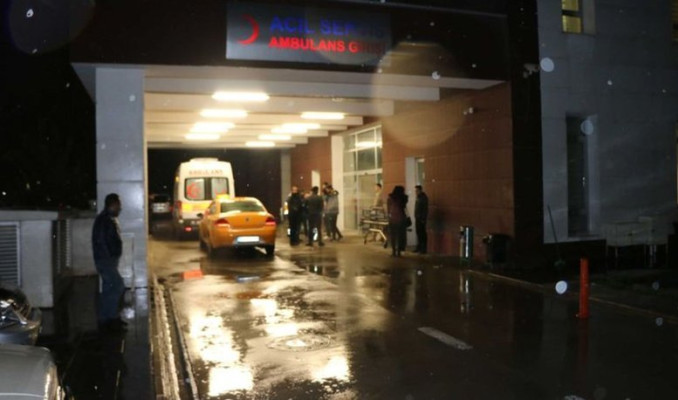 Adıyaman'da otomobil üniversite öğrencilerine çarptı: 1 ölü, 1 yaralı