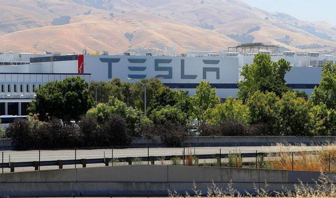 Tesla Çin'de fabrika açmayı planlıyor