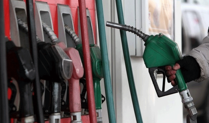 Benzin satışları Ağustos'ta yüzde 4,12 arttı