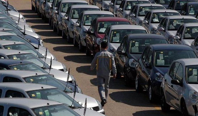 İspanya'da yeni otomobil satışlarında büyük düşüş