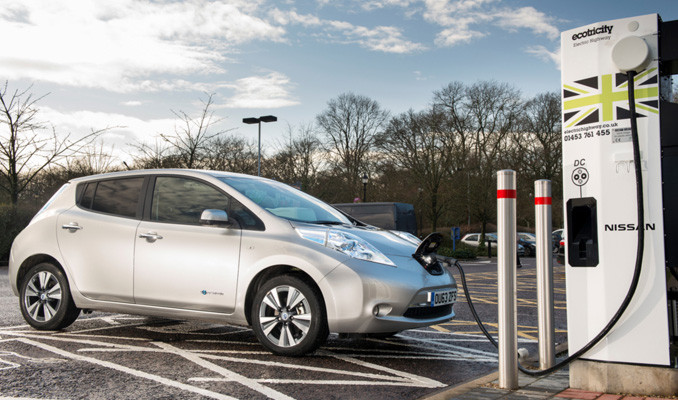 Elektrikli araçlara 60 milyar sterlinlik faizsiz kredi vaadi