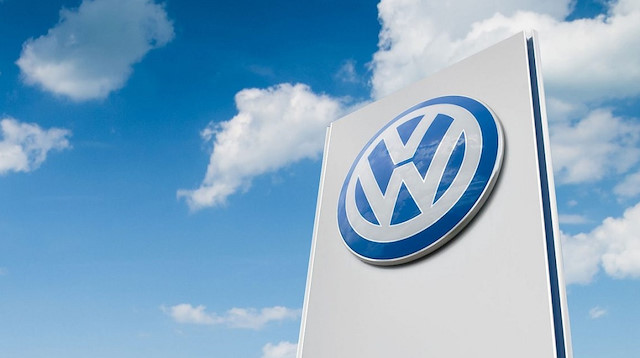 Volkswagen yöneticileri göreve devam edecek