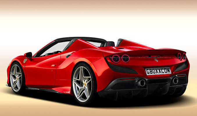 Ferrari F8 Spider'ı tanıttı