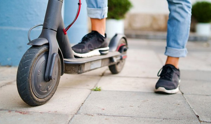 Norveç'te polis saatte 58 kilometre hız yapan scooter'a el koydu
