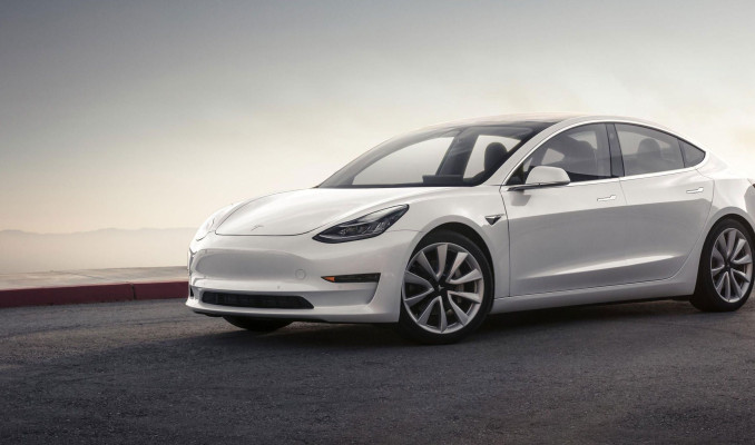 Tesla, Çin'de üretilen Model 3'de 'süper hızlı akü' kullanacak