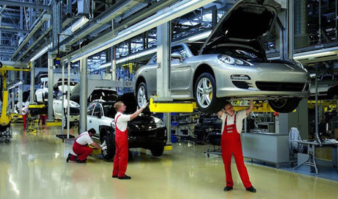 Alman otomotiv sektörü gelecek hakkında karamsar