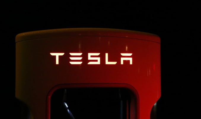 ABD'de Tesla otomobillerine güvenlik soruşturması