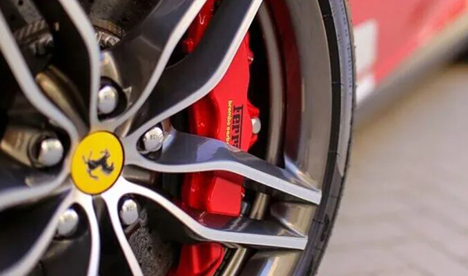 Ferrari'nin ilk SUV modelinin görüntüsü sızdı