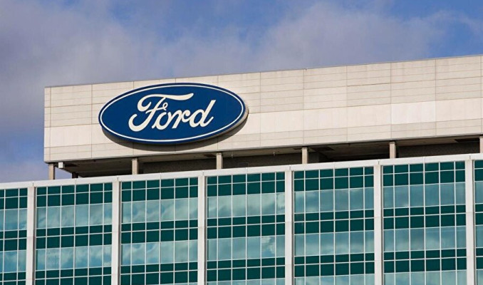 ABD'li Ford ve GM, iki fabrikasında üretimi durduruyor