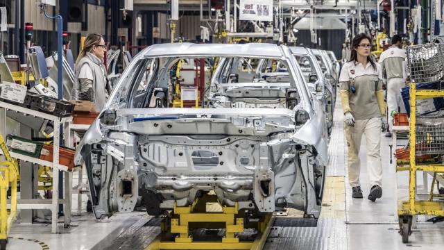İlk çeyrekte otomotivde üretim yüzde 12, ihracat yüzde 14 azaldı