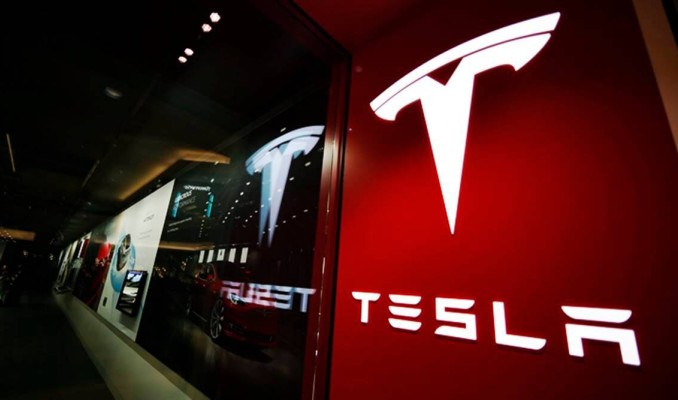 Tesla Çin’de yeni bir rekora imza attı