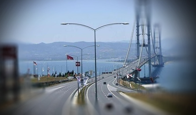 Osmangazi Köprüsü rekor kırdı: Garanti geçişi karşıladı!