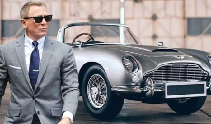James Bond'un efsane otomobili açık artırmaya çıkıyor!