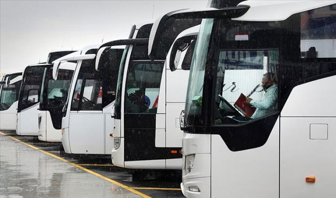 Büyük otobüs şoförleri için ehliyet yaş şartı değişti