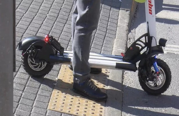 Kadıköy Belediye Başkanı'ndan skuter kararı