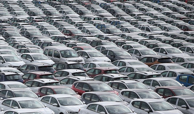 Otomobil satışlarında ithalin payı arttı