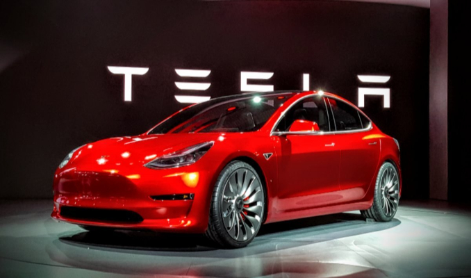 Tesla'nın geliri rekor seviyede