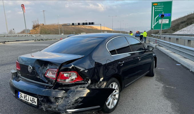 Kuzey Marmara Otoyolu'nda 8 aracın karıştığı zincirleme kaza