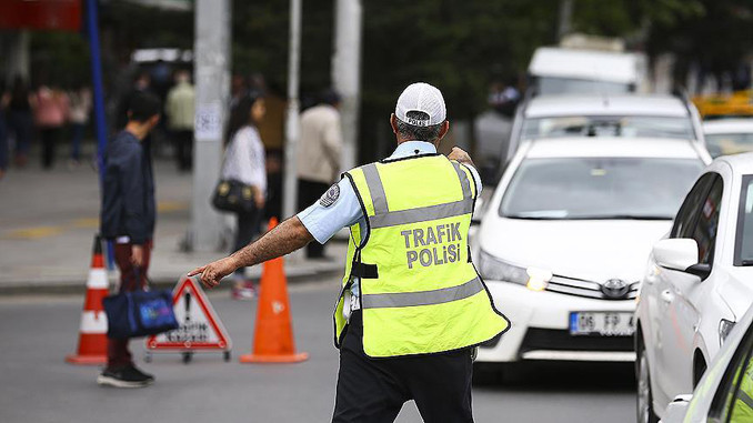Seçim günü Ankara'da bazı yollar trafiğe kapatılacak