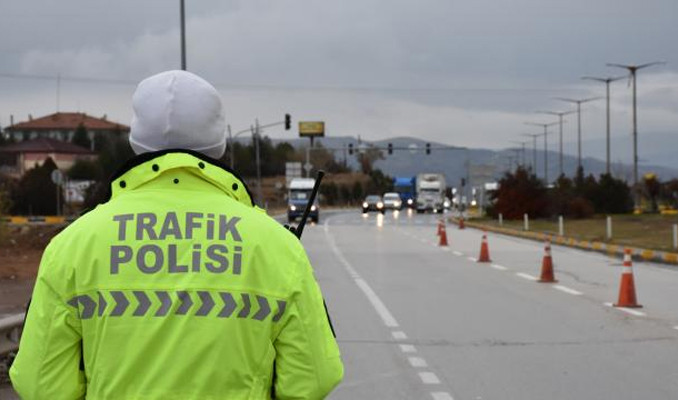 Koşu nedeniyle İzmir'de yarın bazı yollar trafiğe kapalı