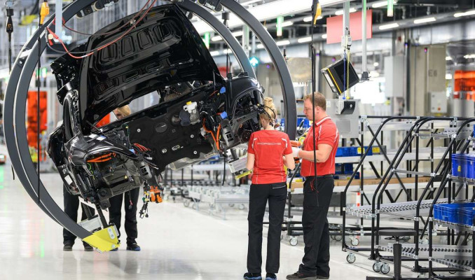 Alman otomotiv sektörü yeni yıla temkinli yaklaşıyor