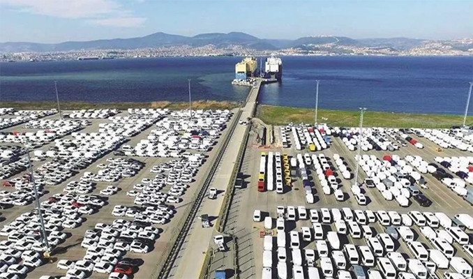 Türkiye'nin binek otomobil ihracatı ilk çeyrekte 2.5 milyar doları aştı