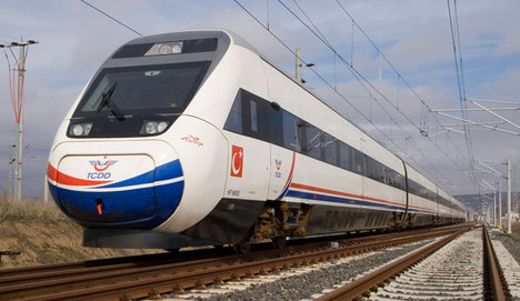 Hızlı Tren'e 200 milyon euro kredi 