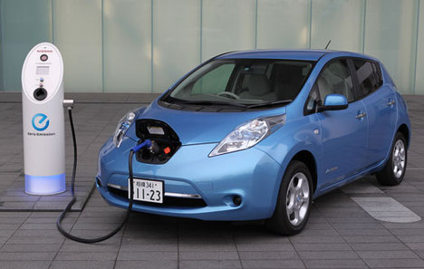 Nissan'ın elektriklisi 100 bini aştı!