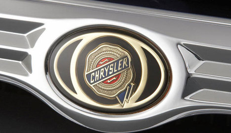 Chrysler 230 bin aracı geri çağırdı!