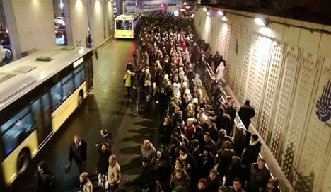 İstanbul'da bugün ne metrobüs var ne de vapur!