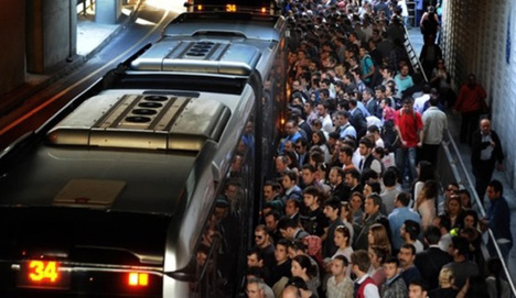 Metrobüs yoğunluğuna bilimsel çözüm