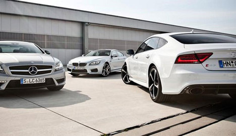 Mercedes ve Audi'nin orta sınıf savaşı!