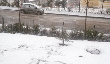 Ankara’da kar yağışı trafiği olumsuz etkiledi